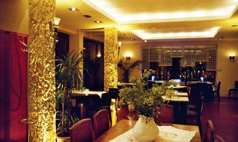 Hotel Am Rosenberg 바트드리버그 외부 사진